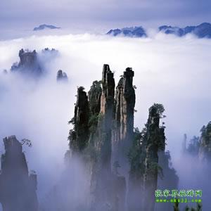 暑期夏令營湘西精華旅游線路：長沙、韶山、張家界、鳳凰純玩8日游